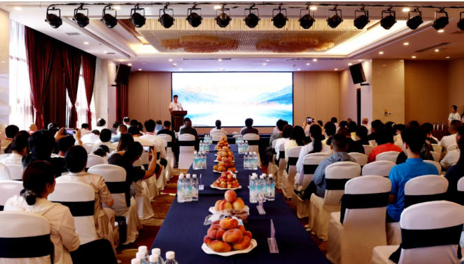 新疆香港總商會受邀參加2026新疆·西王母瑤池蟠桃會——阜康蟠桃品牌培育助農活動