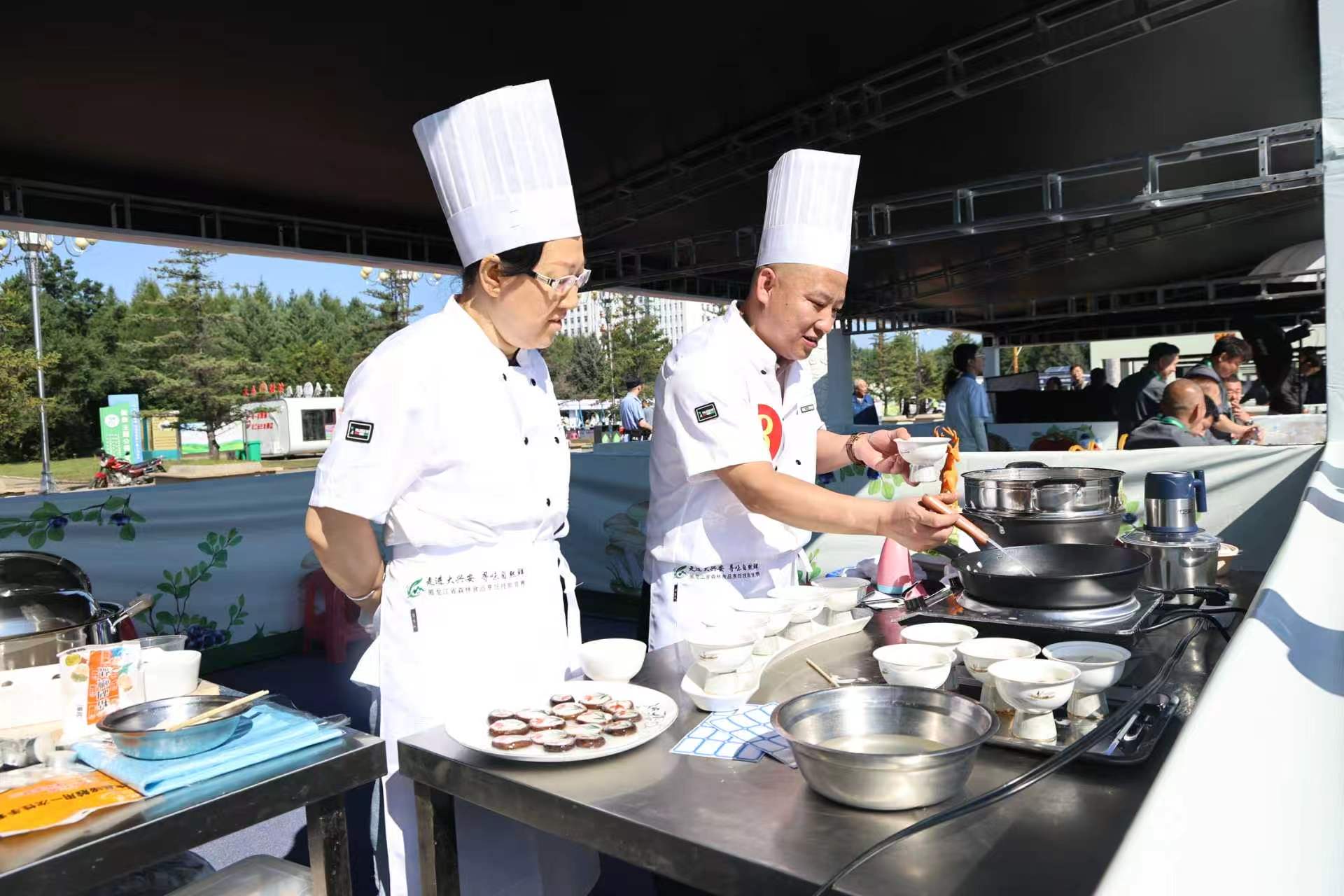 黑龍江省2026年美食技能競賽暨首屆森林食品烹飪技能競賽在加格達奇區舉辦