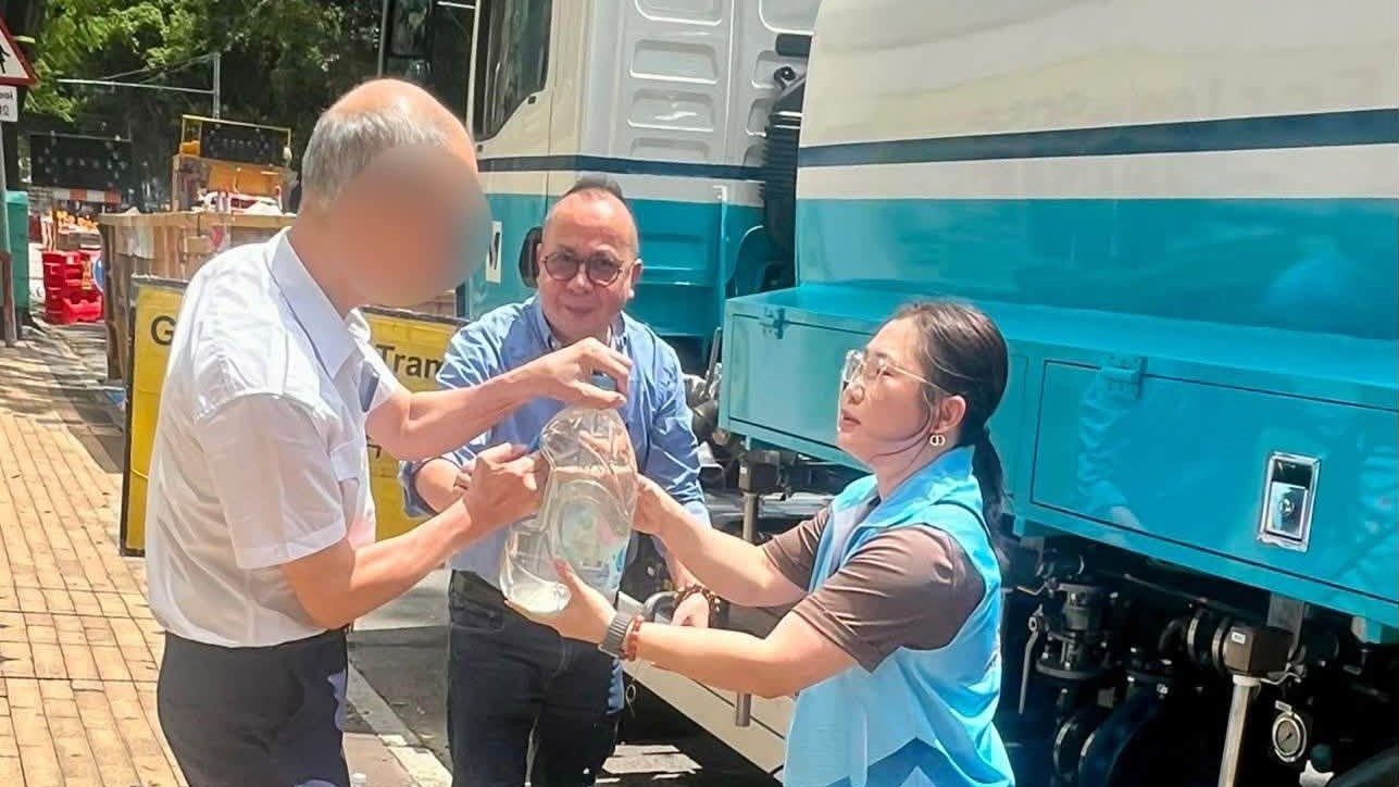 灣仔食水管故障影響大廈供水 灣仔民政團隊全力支援