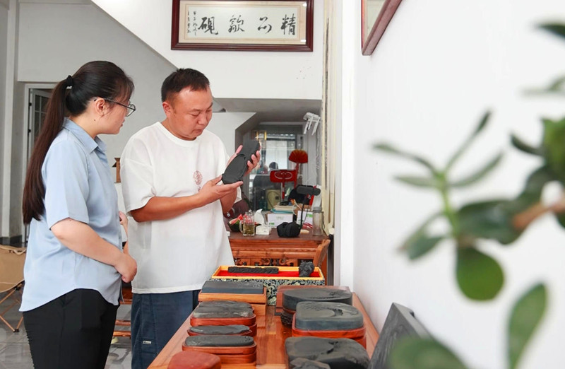 王小東：以匠心續文脈 傳承歙硯薪火