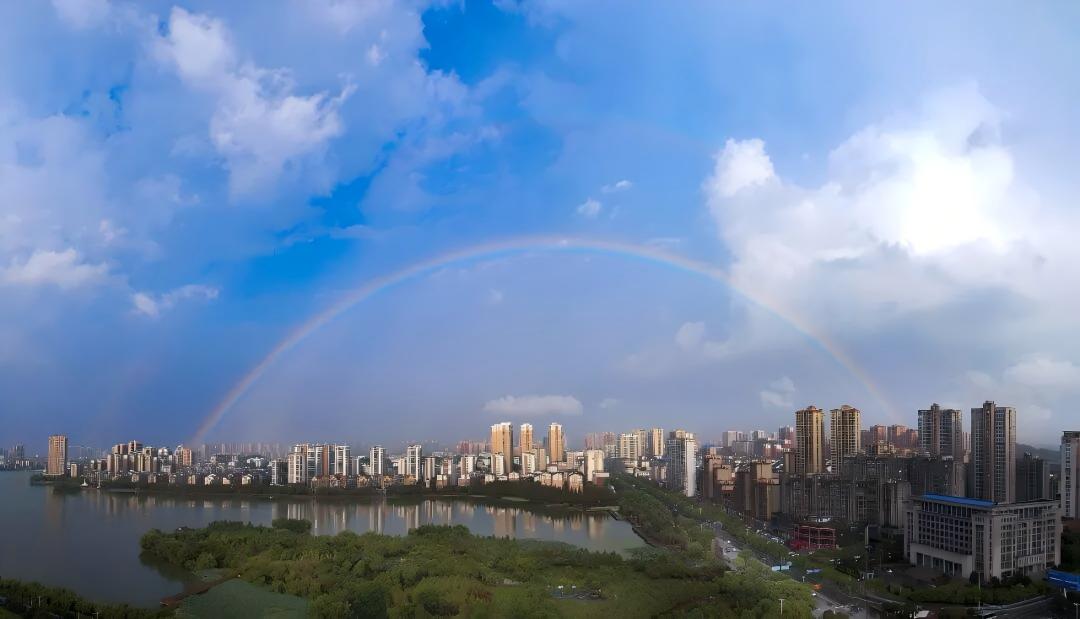 多舉措精準推進污染綜合治理 上半年鄂州空氣質素優良率提升至 81.2%