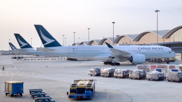 國泰客機上月遭戰機攔截 調查揭機組人員聽錯指示、未察覺通訊中斷