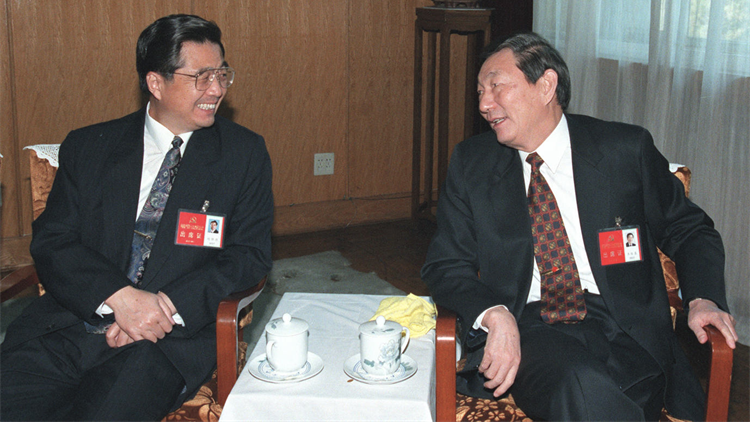 朱鎔基同志生平