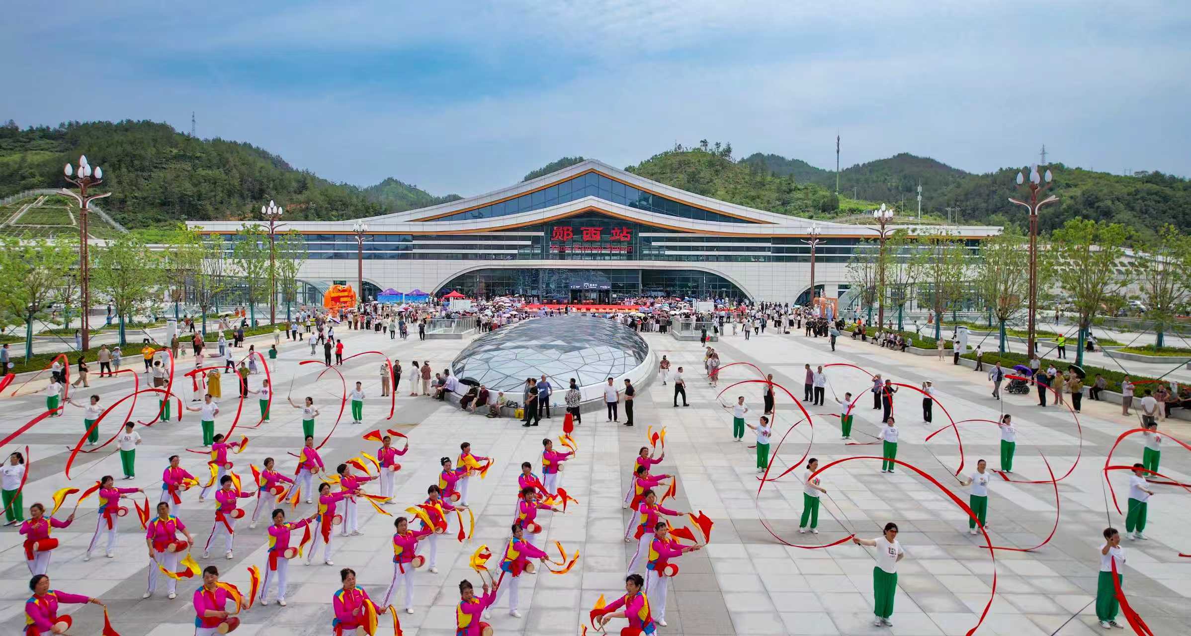 高鐵時代的浪漫邀約：全國主流媒體齊聚鄖西，共赴七夕文化之約