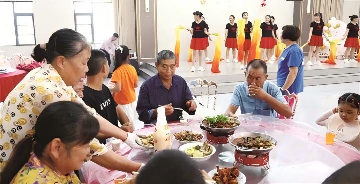 一席宴簡涵養淳樸民風 沙洋 「拾橋新風堂」 推動移風易俗樹鄉村文明新貌