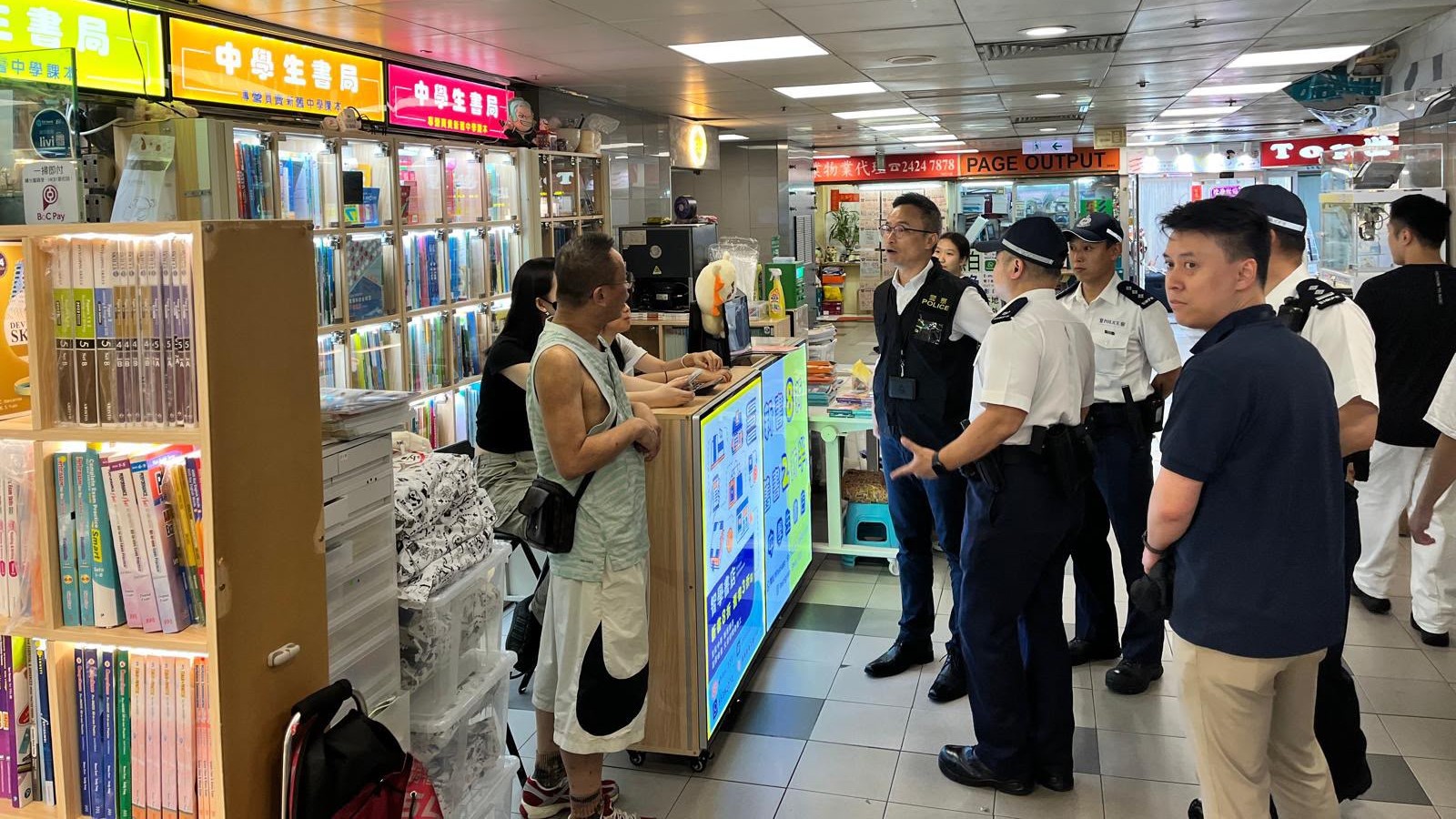 葵青警區跨部門關注青少年違法及滋擾行為 全力維護社區治安