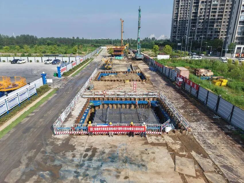 建設再提速!武漢樞紐直通線什湖特大橋開啟墩台施工新階段