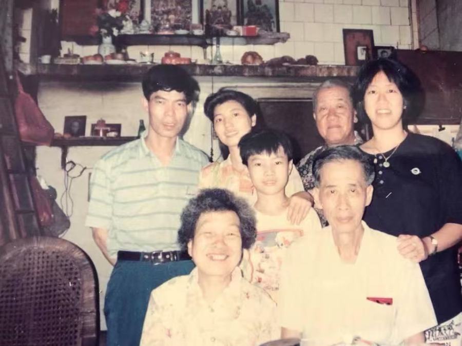 兩個少年跨越80年的去與歸