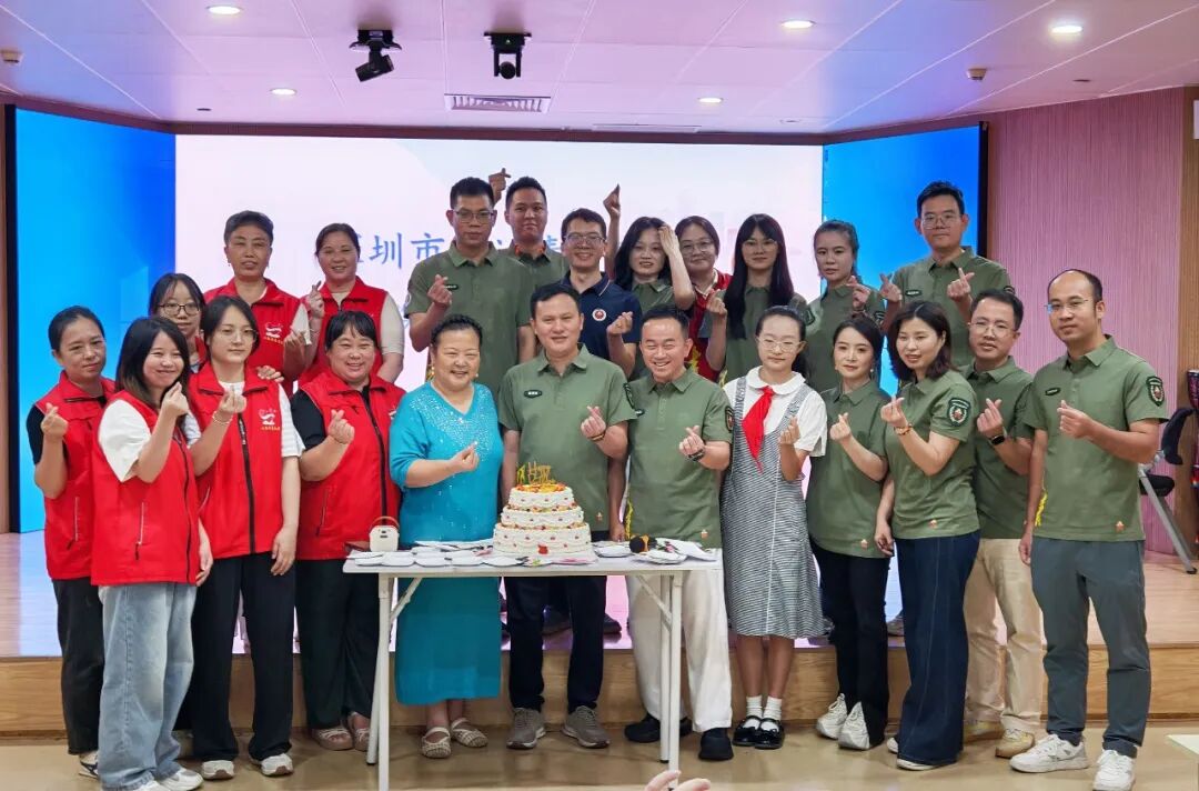 文藝助殘，少年公益力量慰問活動走進深圳北站社區