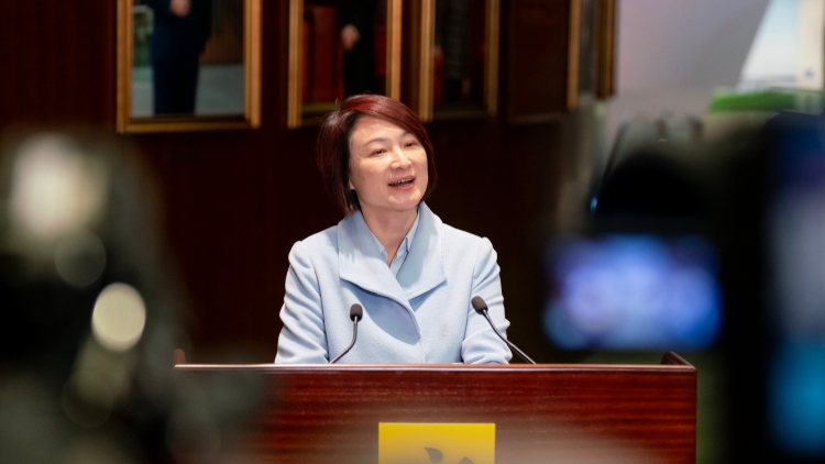 立法會合併辯論五年規劃及施政報告 李慧琼：爭取延長時間