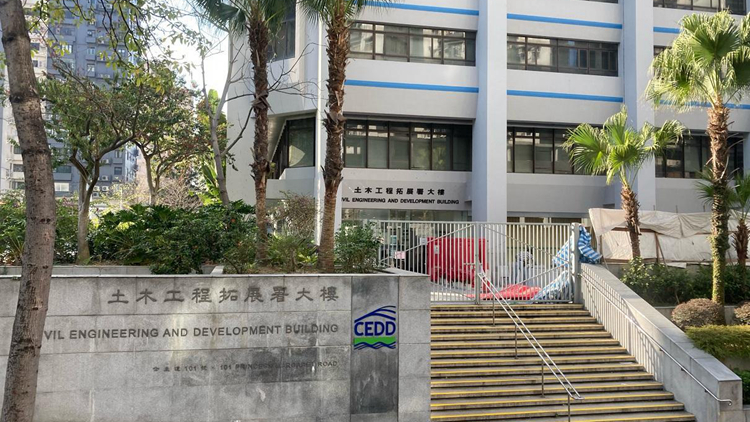 一號戒備信號生效 柴灣公眾填土躉船轉運站停開