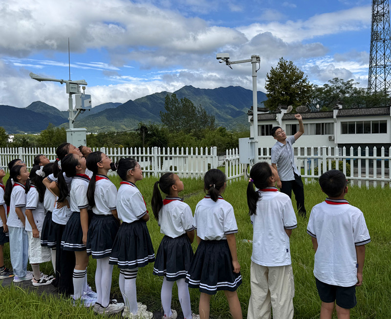 皖黟縣碧山小學：開學第一課「科」味十足