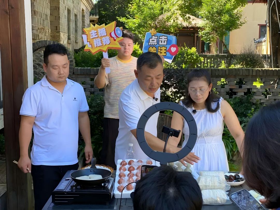 幹部當主播 數字興鄉村 —— 鄂州 「村播」 賦能解鎖鄉村振興新玩法
