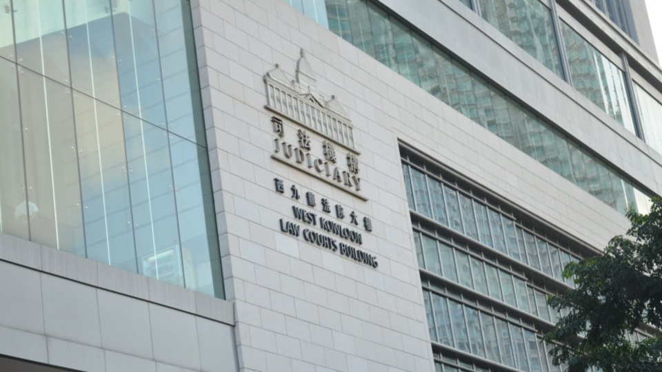一名男子因非法進口另類吸煙產品被判監6個月
