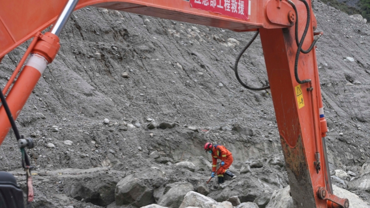 更新｜吉隆泥石流遇難31人、失聯531人