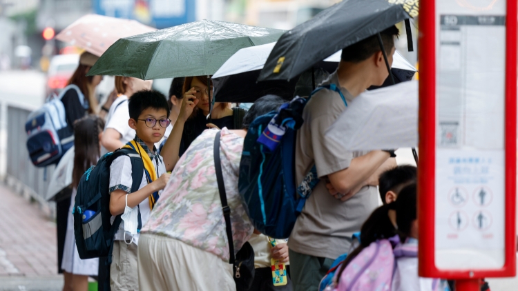香港學齡人口下降 教育局：學校應及早規劃合併