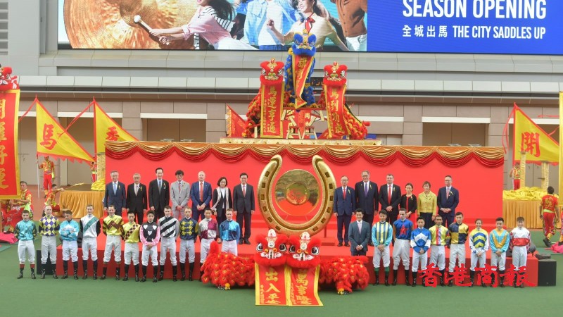 有片丨馬季開鑼 大批旅客來港睇賽 市民正向心態對賽事