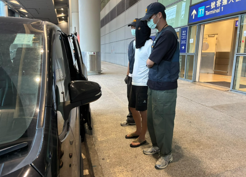 海關機場檢6公斤懷疑大麻花 38歲內地男旅客被捕