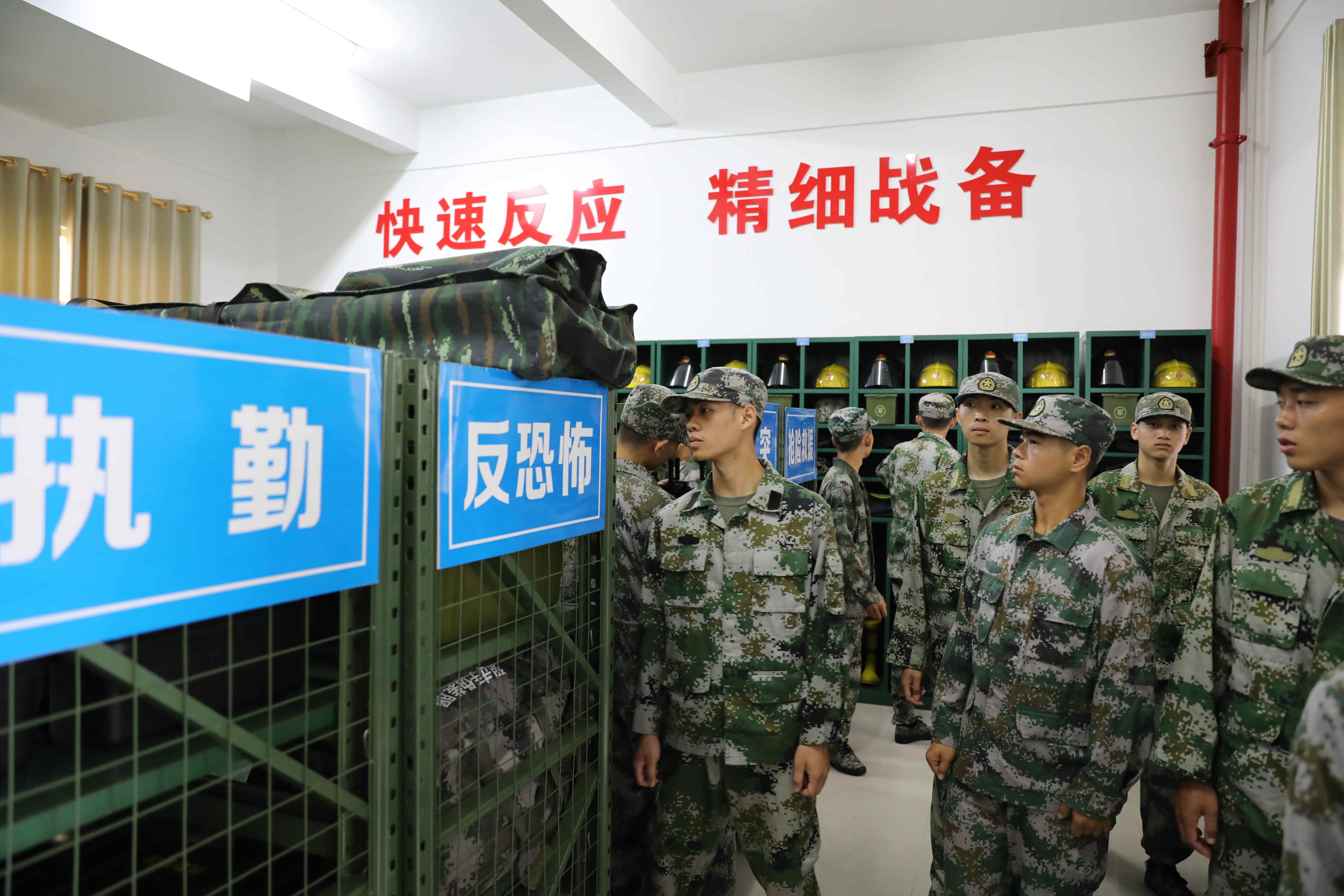 桂容縣人民武裝部為預定新兵上好軍旅「預備課」