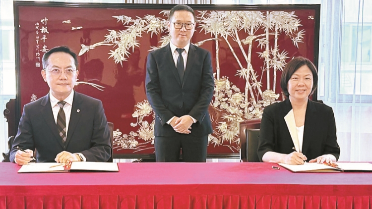 衞生署與國家藥監局簽署中藥檢測及標準研究合作安排