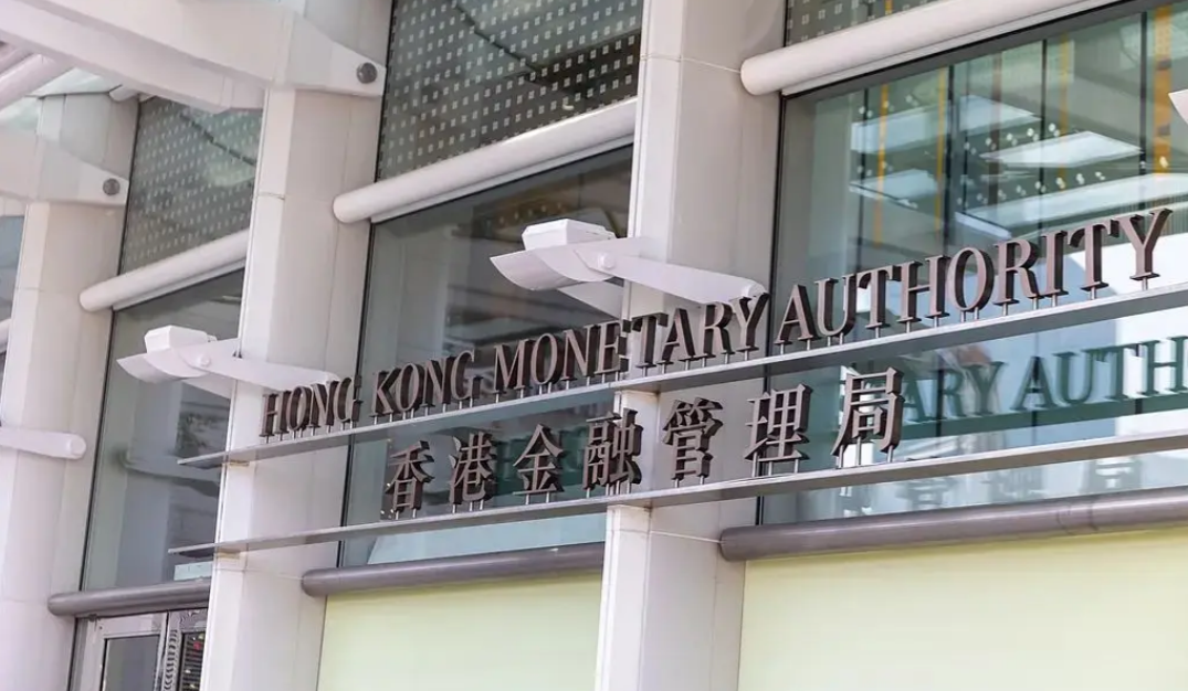iPhone預售爆信用卡盜刷 金管局籲持卡人小心核對交易紀錄