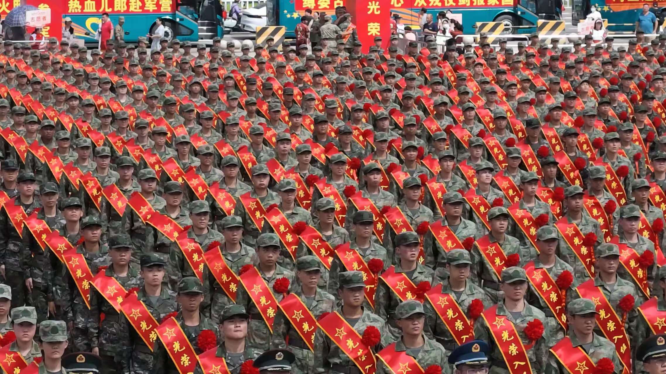 有片︱廣東惠州：全城相送惠州子弟奔赴軍營