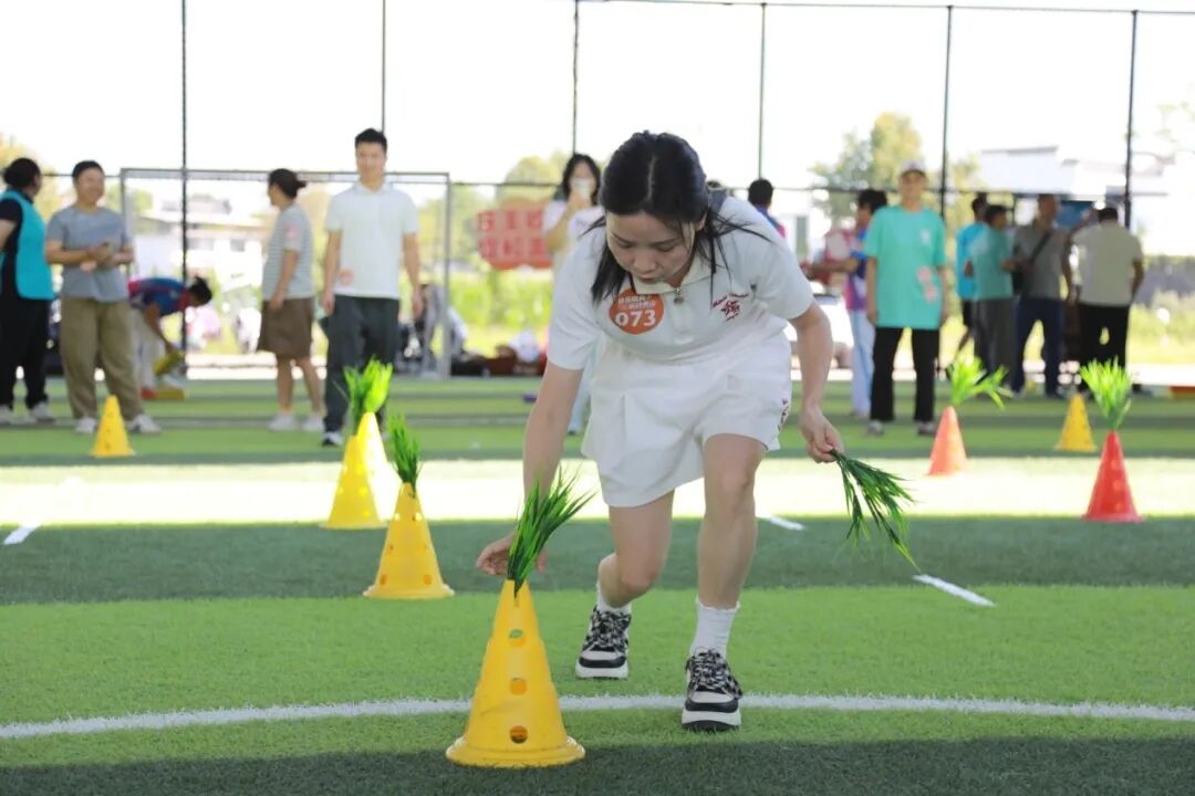 皖屯溪區：農民趣味運動會樂不停