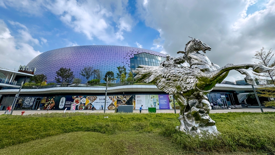 香港五年規劃｜2030年啟德演唱會非本地藝人升至60% 旅遊業就業人數升至20.3万