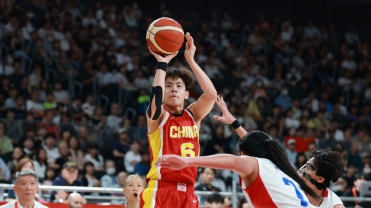 亞運會｜中國女籃111∶46大勝泰國隊 迎開門紅