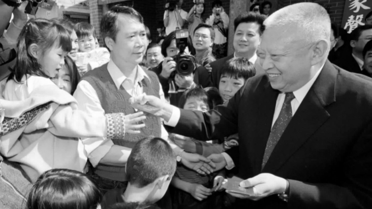 【商界心聲】功在香江啟「一國兩制」 行以建設慰董先生