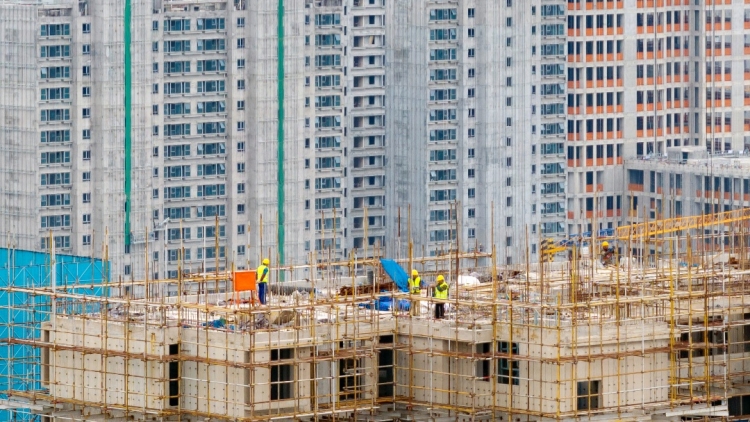港股內房股先抑後揚現普漲