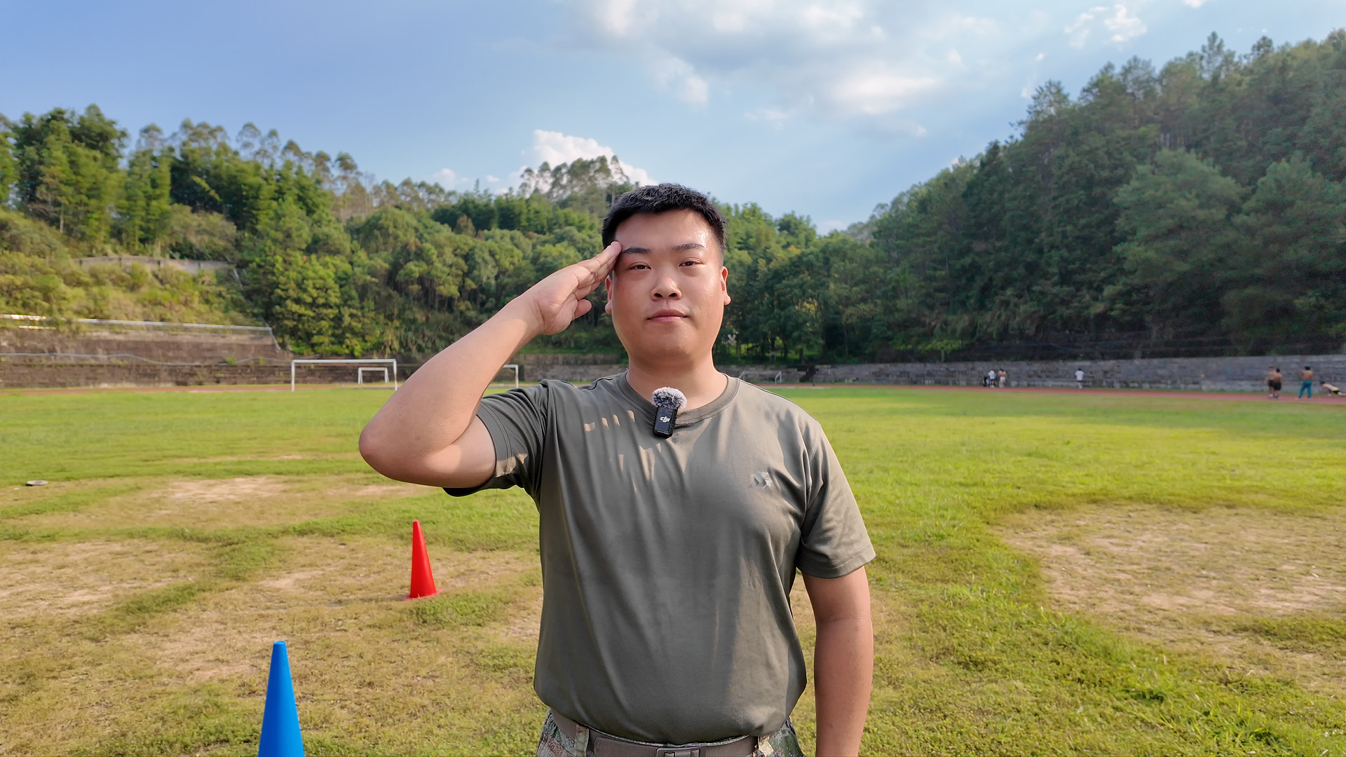 偵察尖兵變身育人先鋒 退役軍人陳錦山紮根粵北講台播撒國防火種