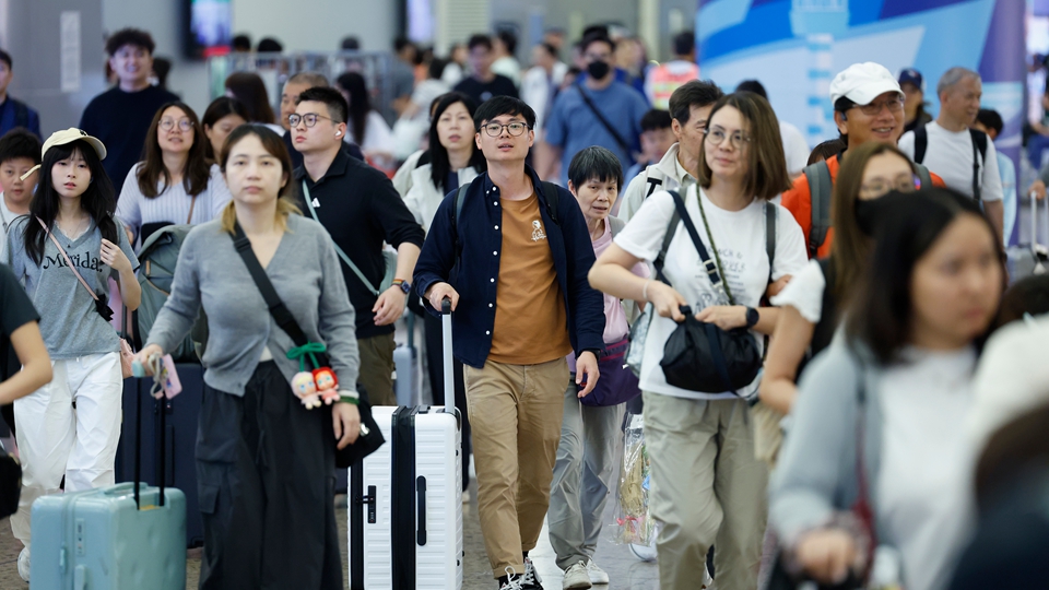 中秋將至 運輸署籲市民旅客預早計劃行程 盡量避免繁忙時間出行