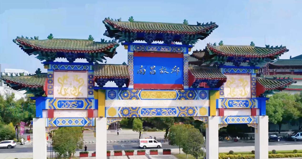 江西南昌百車巡遊終點有變！長天廣場，等你來！