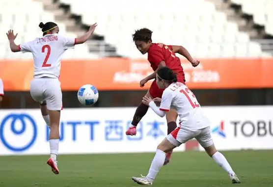 亞運會｜加時賽王霜破門 中國女足力克越南晉級四強