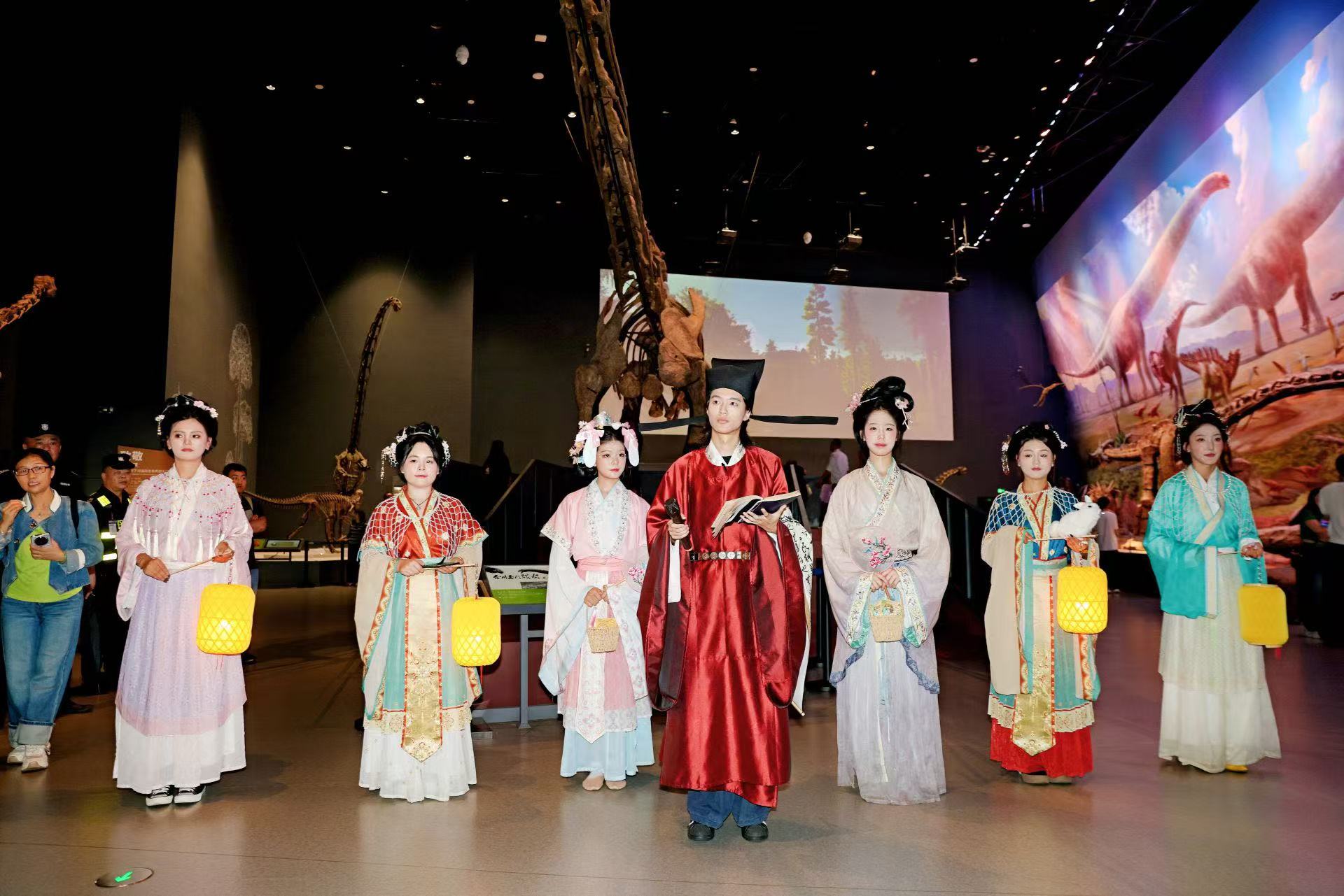 宋風雅韻邂逅史前秘境  成都自然博物館中秋系列活動精彩紛呈