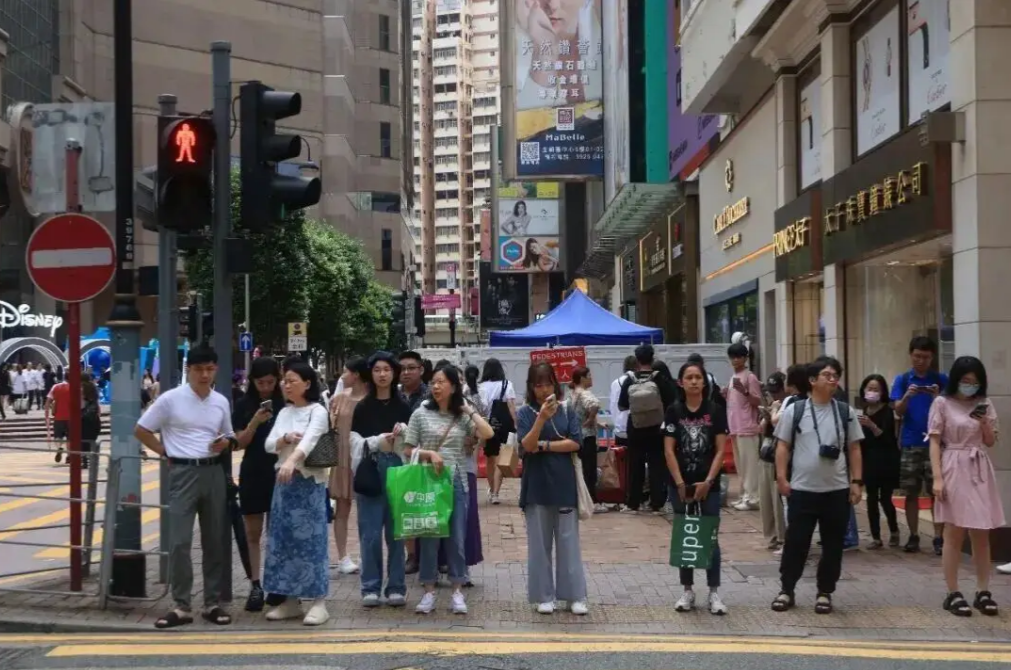 十一黃金周逾519個內地團訪港 旅監局：已跟進懷疑加插購物行程個案