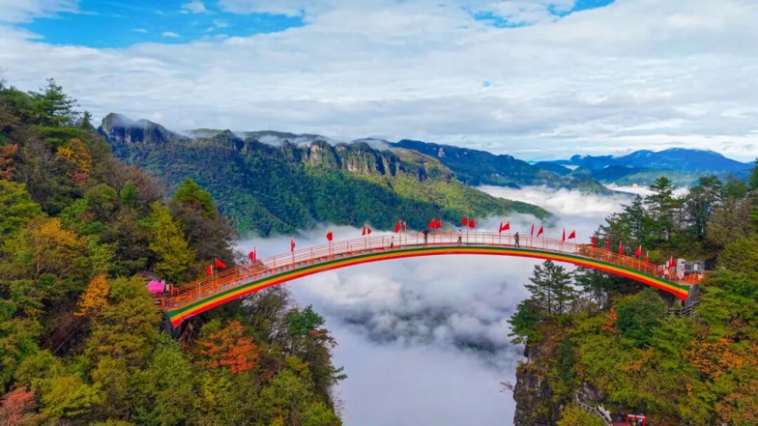 雲海攬秋景 業態促消費｜神農架林區2026年國慶文旅市場平穩收官