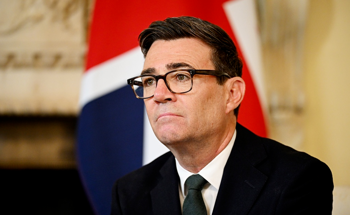 英國首相力挺澤連斯基 反對美國進口俄柴油