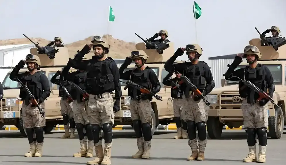 沙特主導聯軍：進入也門穆卡拉港的兩艘船只載有武器彈藥 