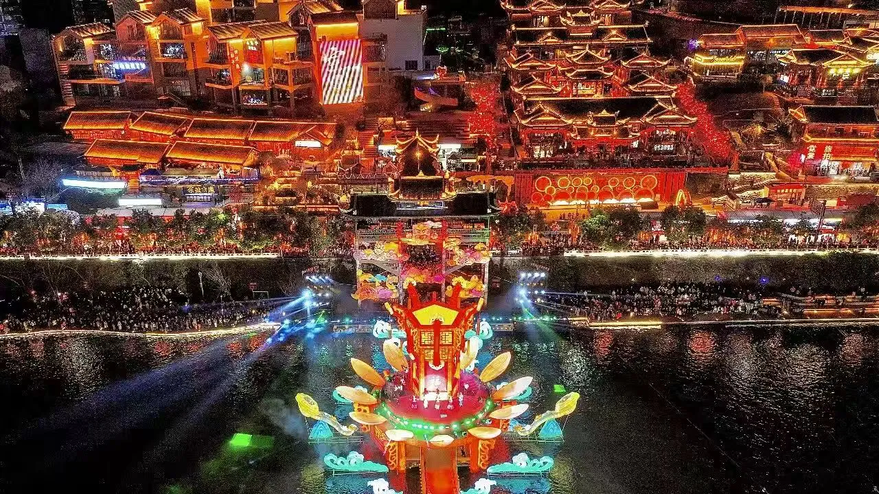 清江潤脈，秘境生輝！2025恩施州文旅十大關鍵詞出爐