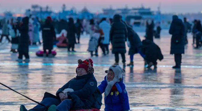 元旦假期國內出遊1.42億人次 總花費847.89億元