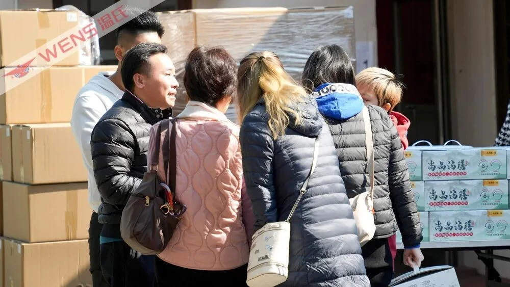 愛心跨香江 香港受災市民收到溫氏首批捐贈物資