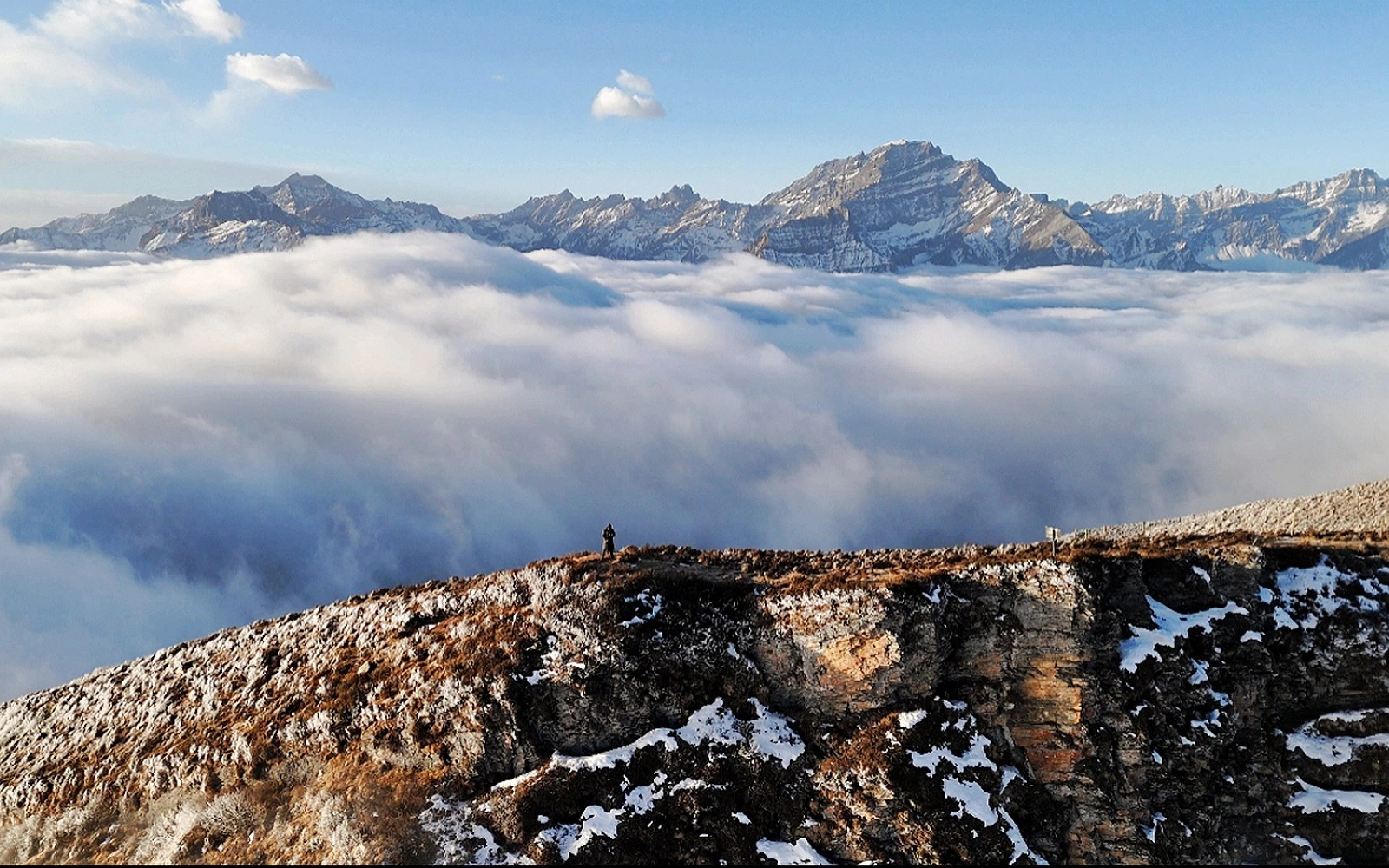 四川平武虎牙滑雪場即將開放 同享「動感滑雪」＋「靜美冰瀑」里的冰雪童話世界　