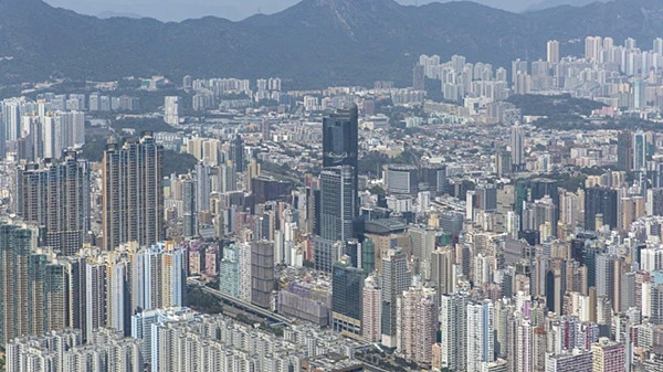 【港樓】美聯：2025年75大鐵路沿綫屋苑二手註冊逼近6800宗 按年增近一成