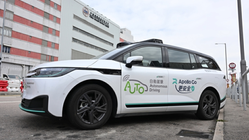 運輸署發出6個自動車先導牌照 供62輛自動駕駛私家車和小巴測試