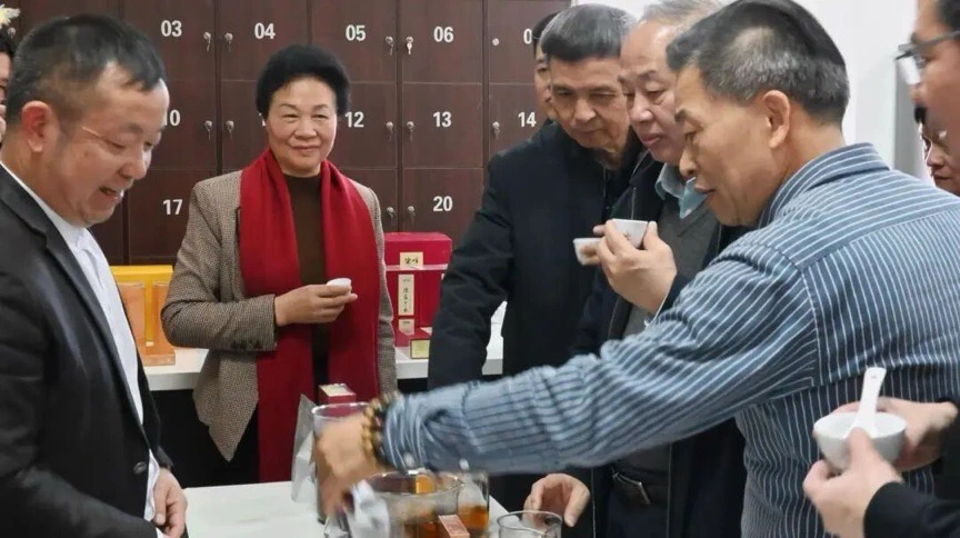 廈門市茶葉學會聚集「茶圈守藝人」品茶論道