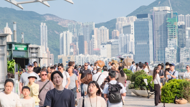 【建評】歲序啓新元 同心興香江