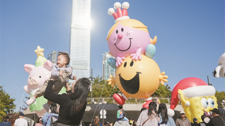 大型IP角色氣球西九升空巡遊