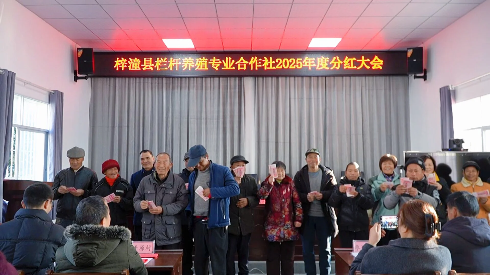 四川梓潼創新產業扶貧模式 村集體與村民實現雙增收